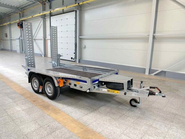 Wiola B2635 2700 kg přepravník stavebních strojů